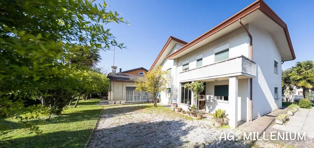 Villa unifamiliare via Nizza, Centro, Piazzola sul Brenta - foto 2