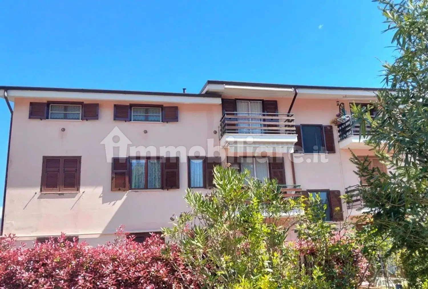 Appartamento in vendita a Carro