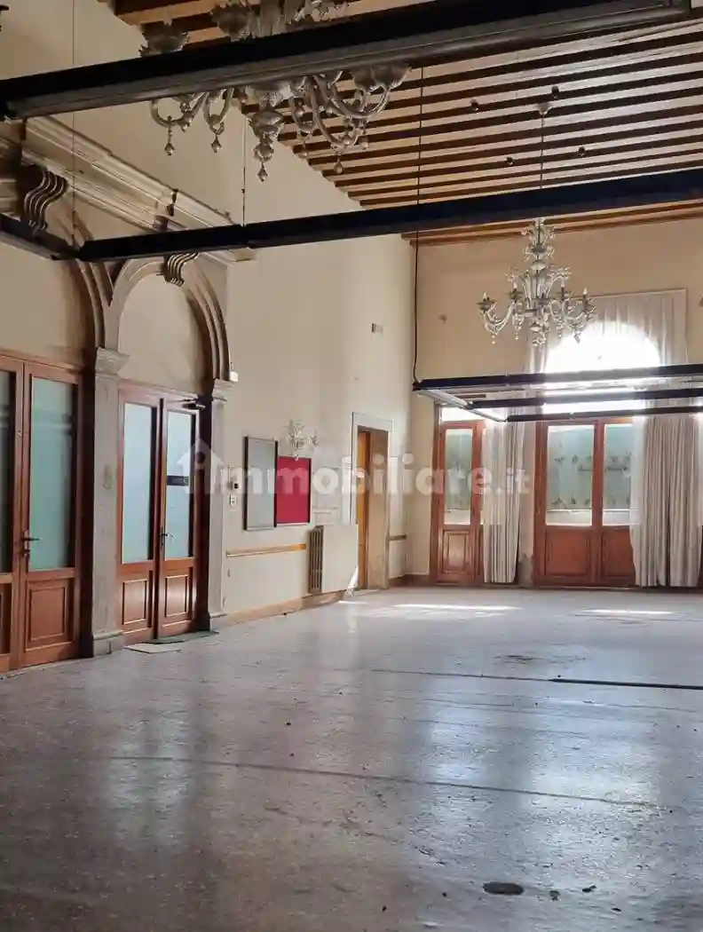 Palazzo - Edificio - foto 2