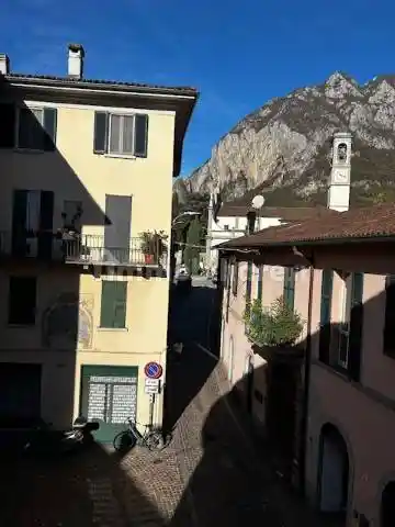 Trilocale da ristrutturare, secondo piano, Castello, Lecco - foto 4