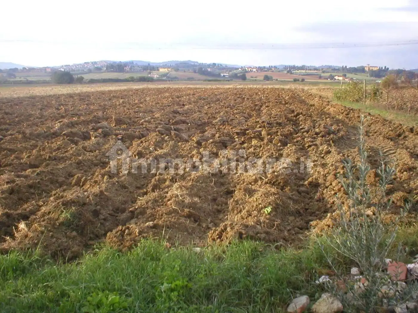 Rustico - Casale in vendita a Prato
