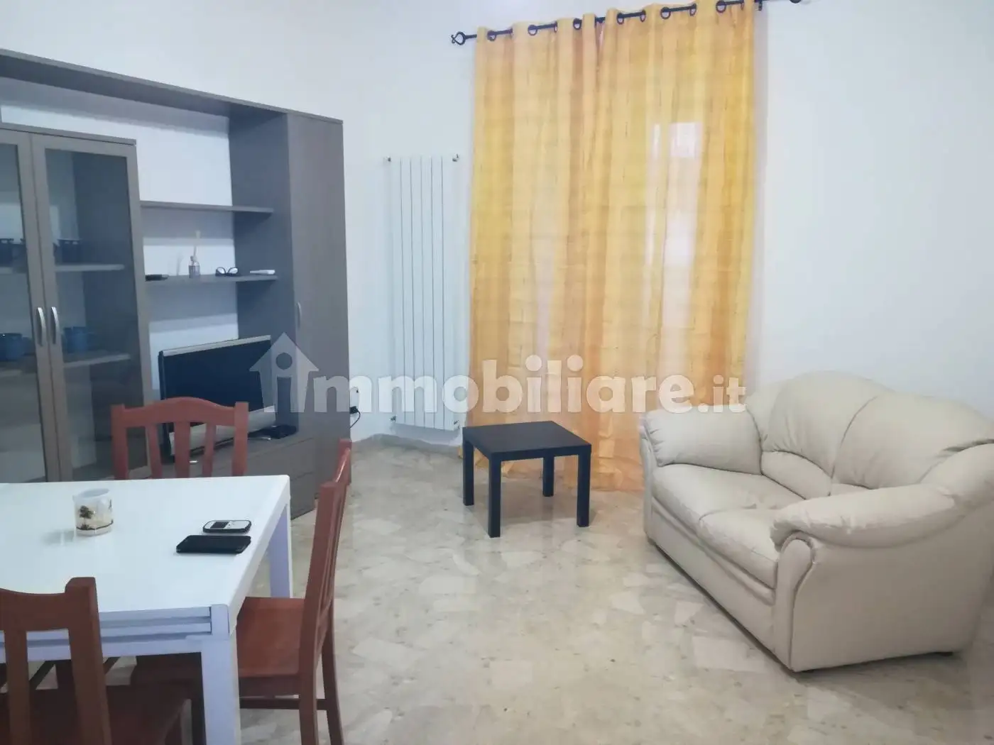 Appartamento in affitto a Taranto