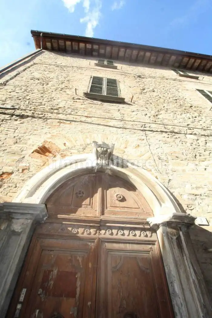 Palazzo - Edificio in vendita a Sant'Angelo in Vado