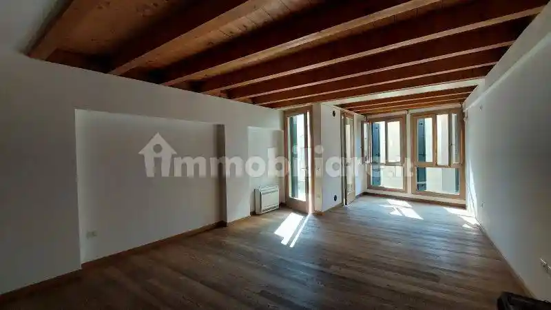 Appartamento in vendita a Padova