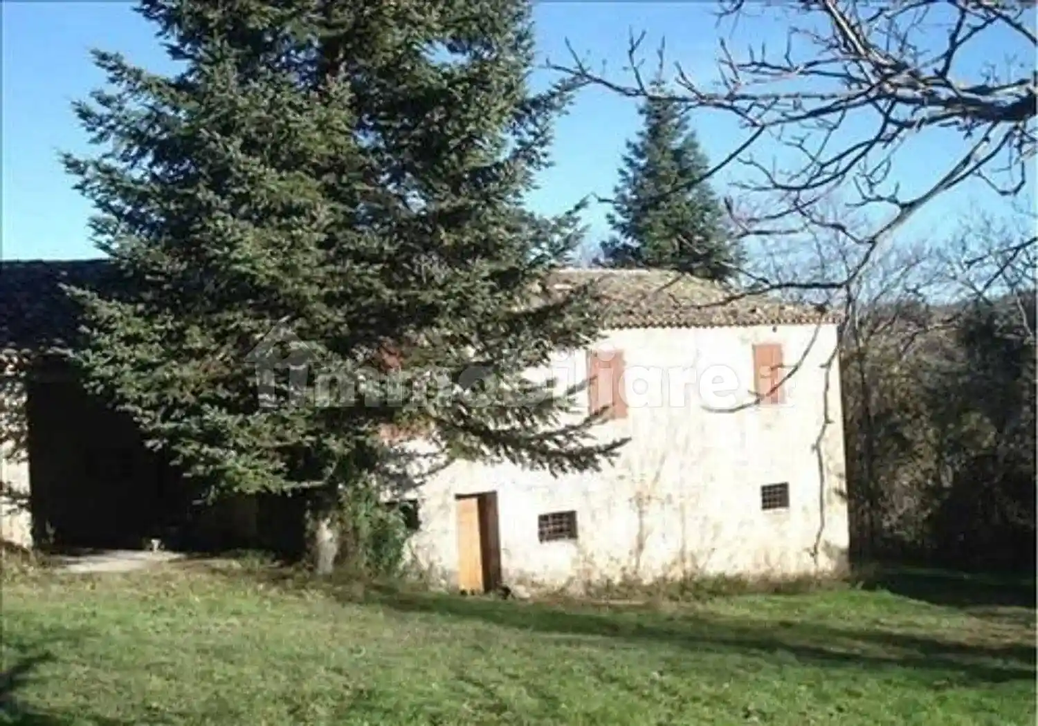 Rustico - Casale in vendita a Fossombrone