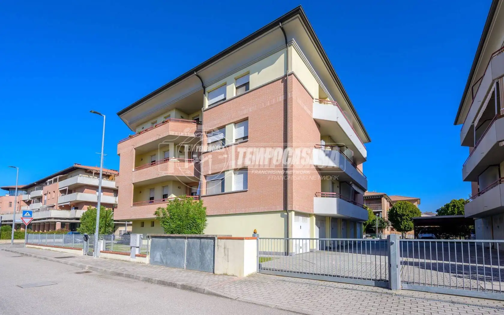 Monolocale via E. Berlinguer 24, Centro, Baricella - foto 2