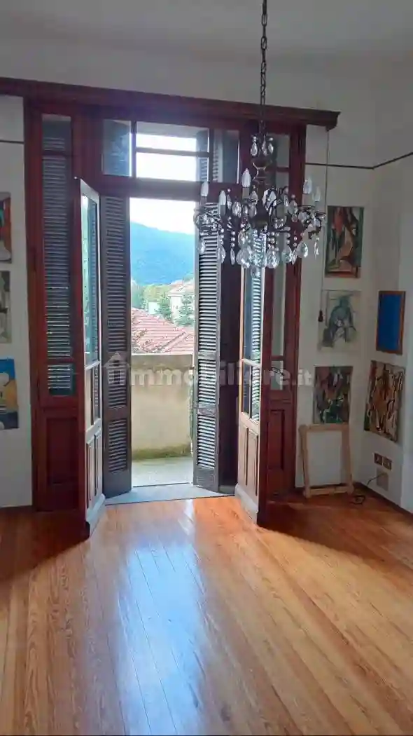 Appartamento via Nicolao Sottile 11, Centro, Borgosesia - foto 4