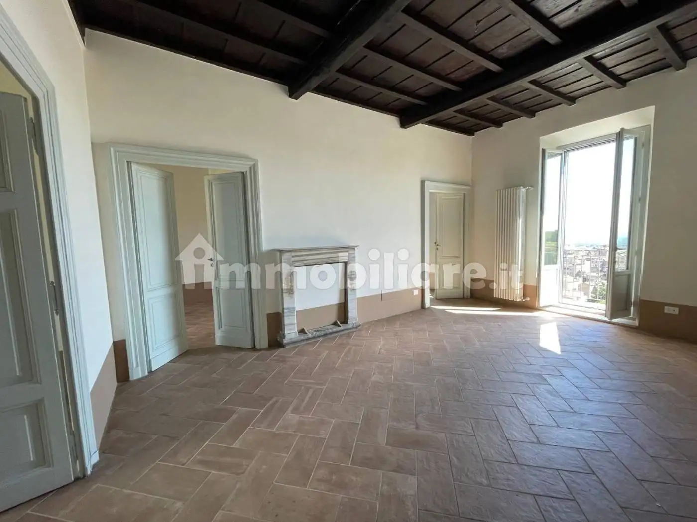 Appartamento in vendita a Caprarola