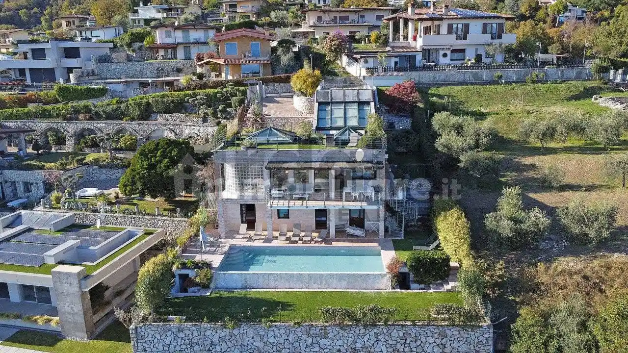 Villa in vendita a Salò