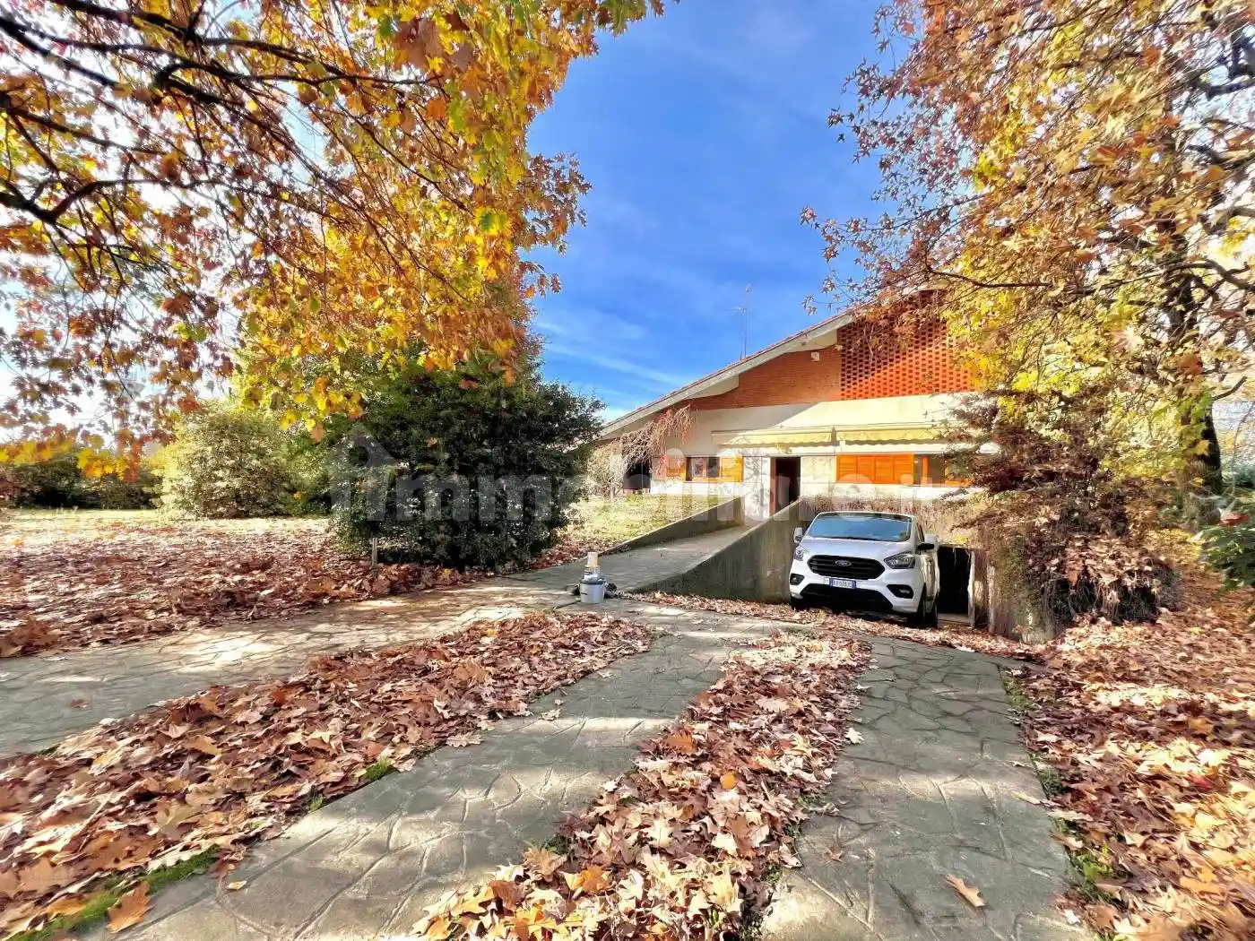 Villa in vendita a Turate