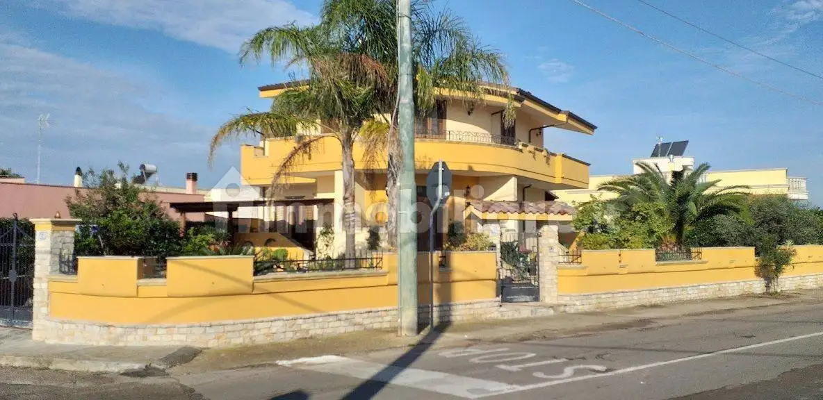 Appartamento in affitto a Specchia