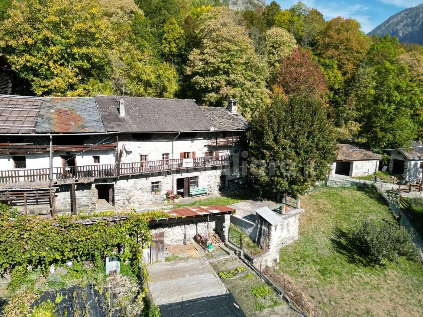 Rustico - Casale in vendita a Antey-Saint-Andrè