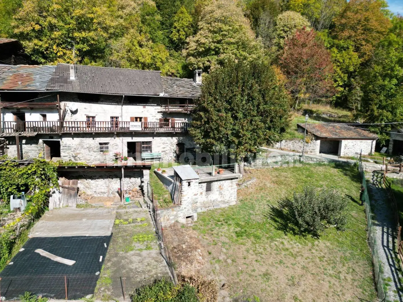 Casale frazione Fiernaz 48, Fiernaz, Antey-Saint-Andrè - foto 2