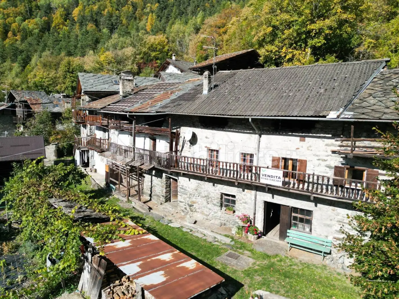 Casale frazione Fiernaz 48, Fiernaz, Antey-Saint-Andrè - foto 3