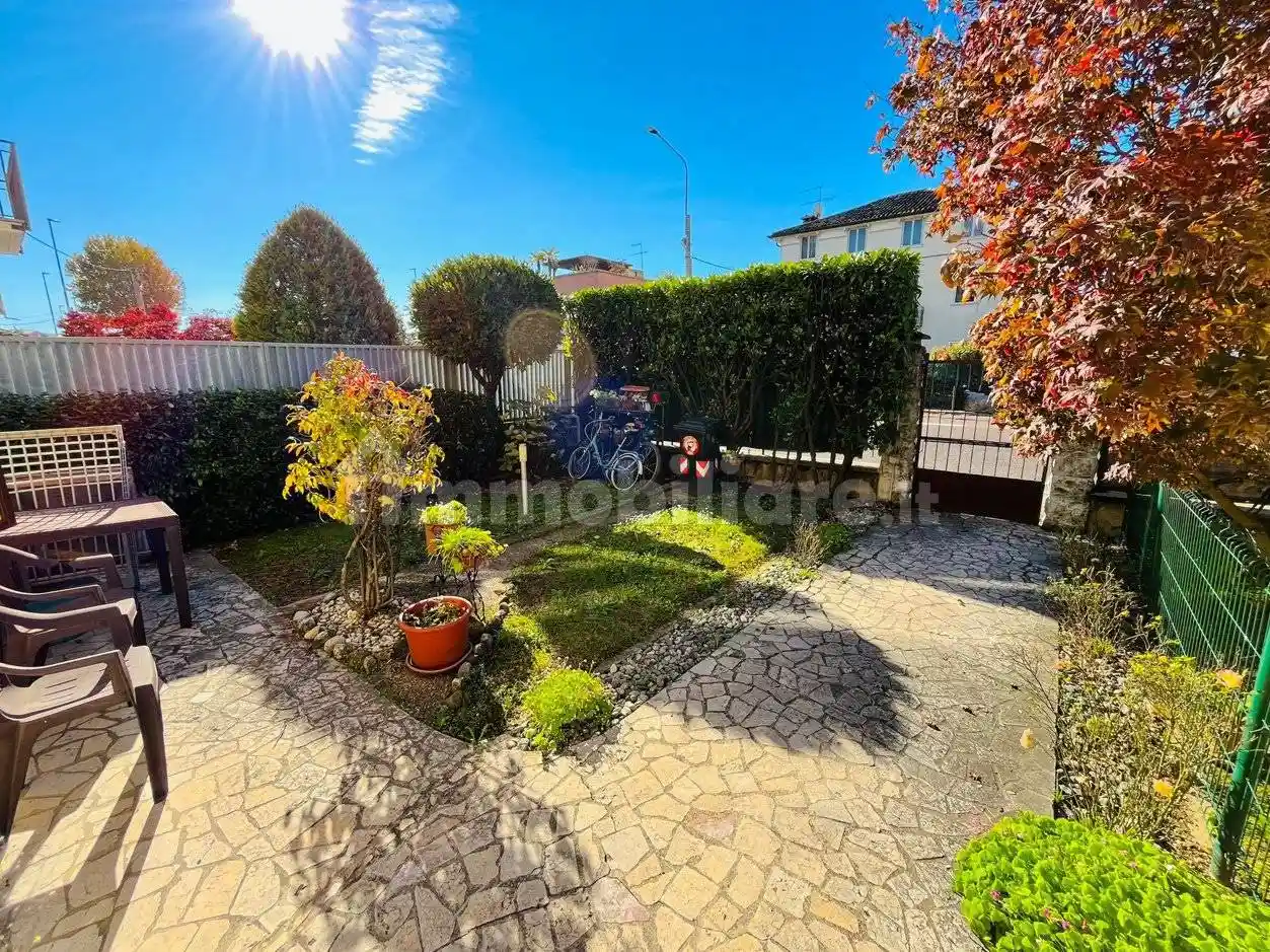 Bilocale Strada del Pasubio, Maddalene, Vicenza - foto 3