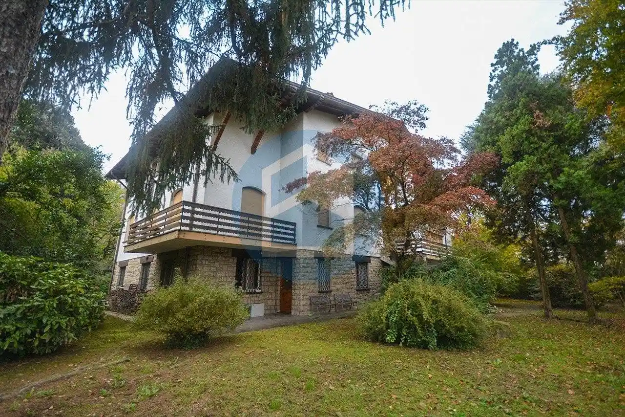 Villa in vendita a Darfo Boario Terme