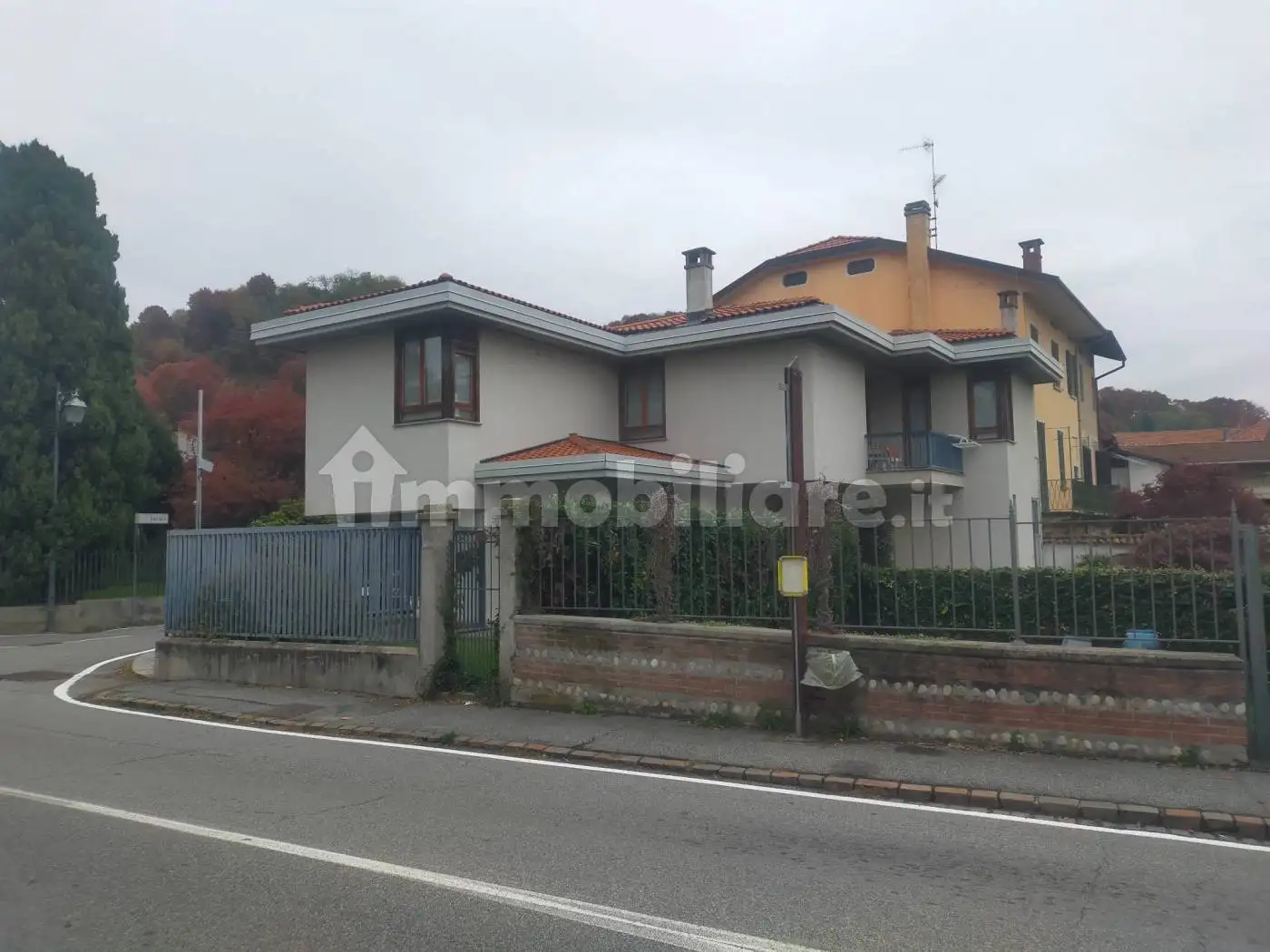 Villa in vendita a Briga Novarese