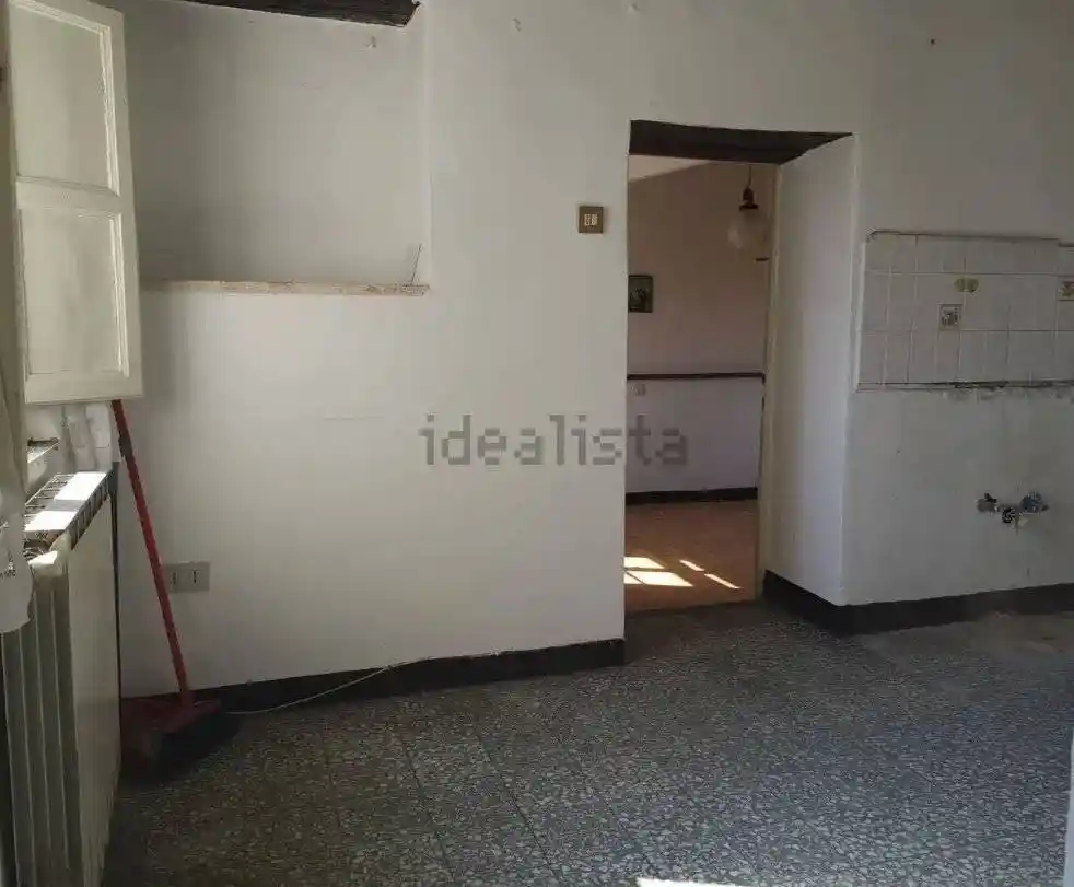 Terratetto unifamiliare 120 m², da ristrutturare, Centro, Buti - foto 3