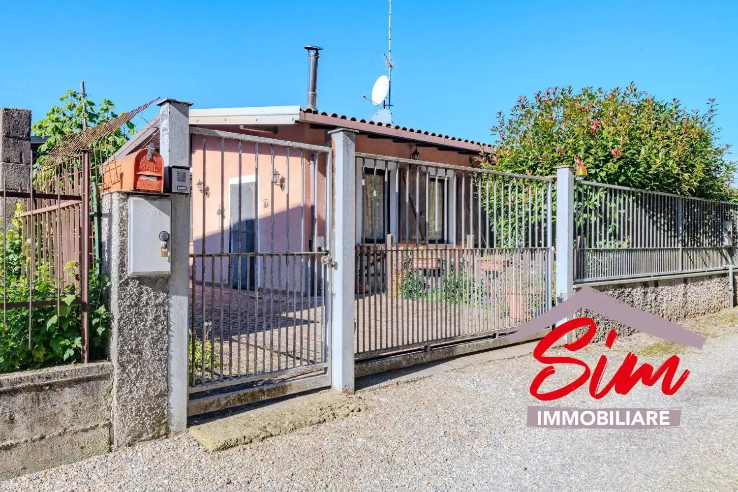 Villa unifamiliare via Stazione, SNC, Cavaglio d'Agogna - foto 2