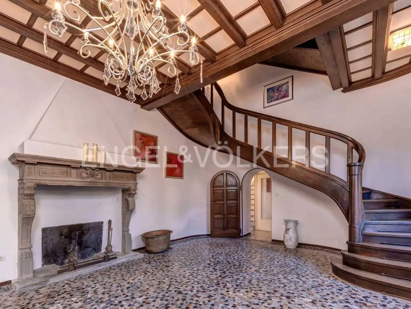 Villa unifamiliare via Lucio Maria Travella 1150, Centro, Carlazzo - foto 2