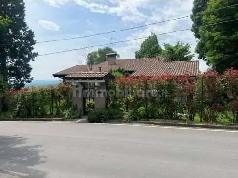 Appartamento in asta a Mornago