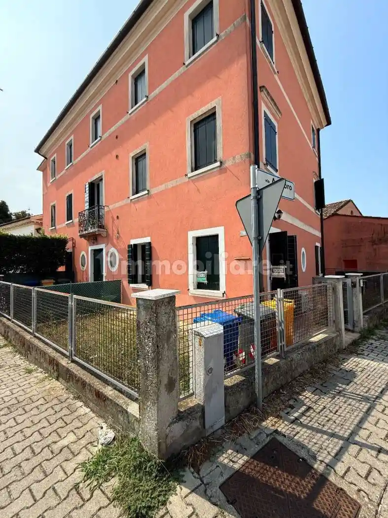 Appartamento in vendita a Istrana