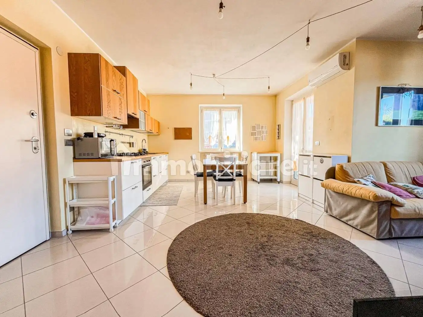 Trilocale via Monteu Roero 63, Centro, Canale - foto 2