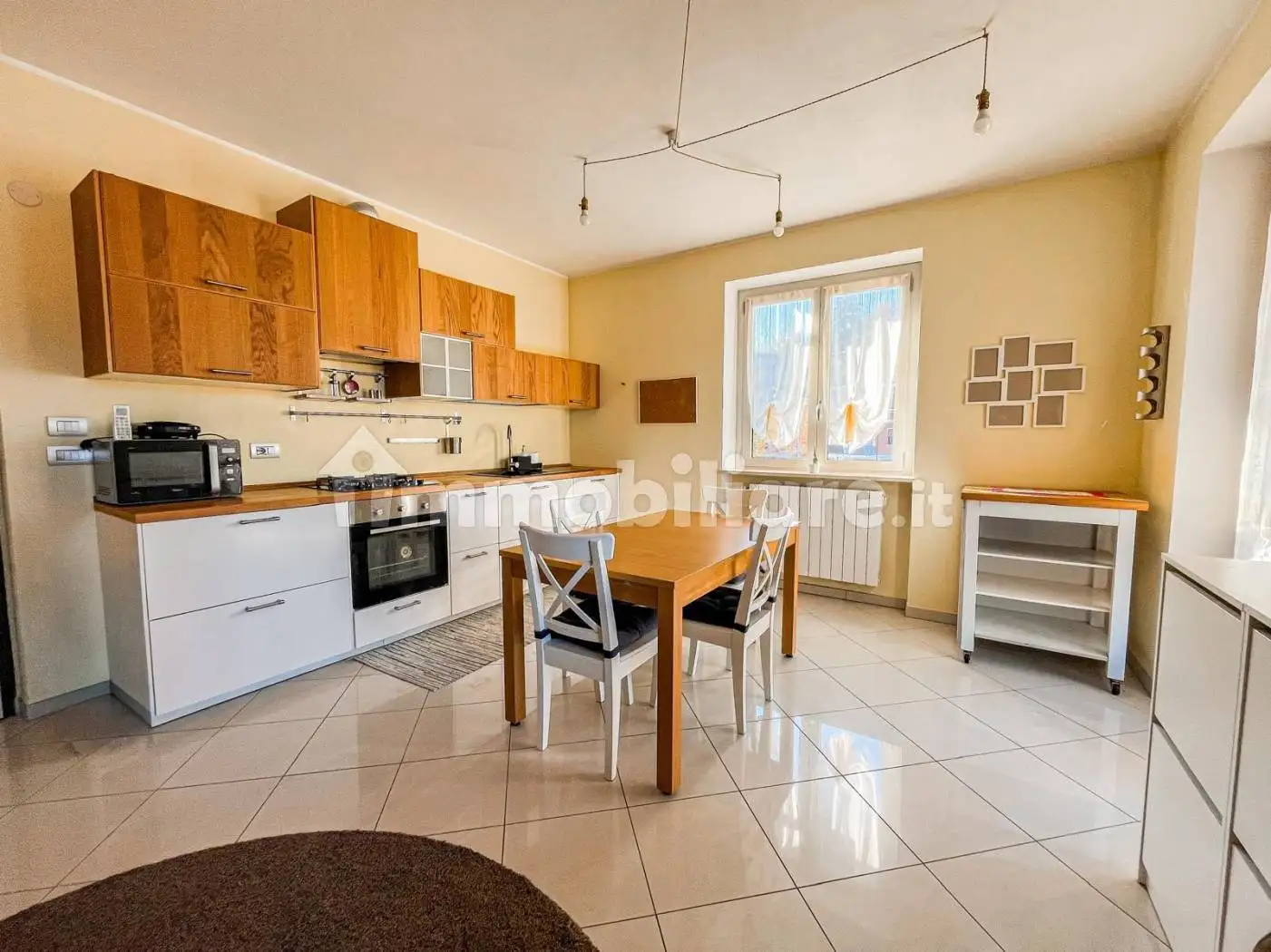 Trilocale via Monteu Roero 63, Centro, Canale - foto 4