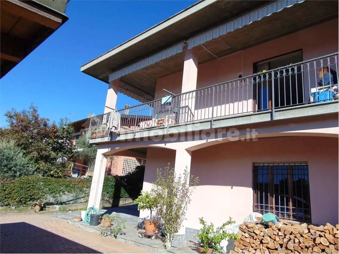 Villa bifamiliare via del Chioso, 1/b, Centro, Casciago - foto 3