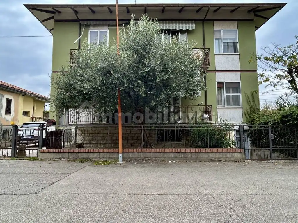Casa indipendente in vendita a Cesena