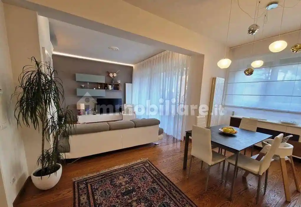 Appartamento ottimo stato, primo piano, Cappuccini, Siena - foto 3