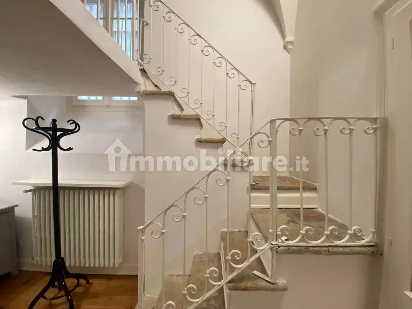 Monolocale Contrada Santa Chiara 24, Castello - Via Musei, Brescia - foto 2