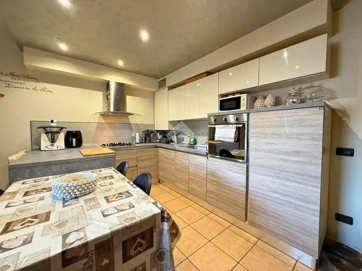 Trilocale via IV Novembre 73, Capriolo - foto 2