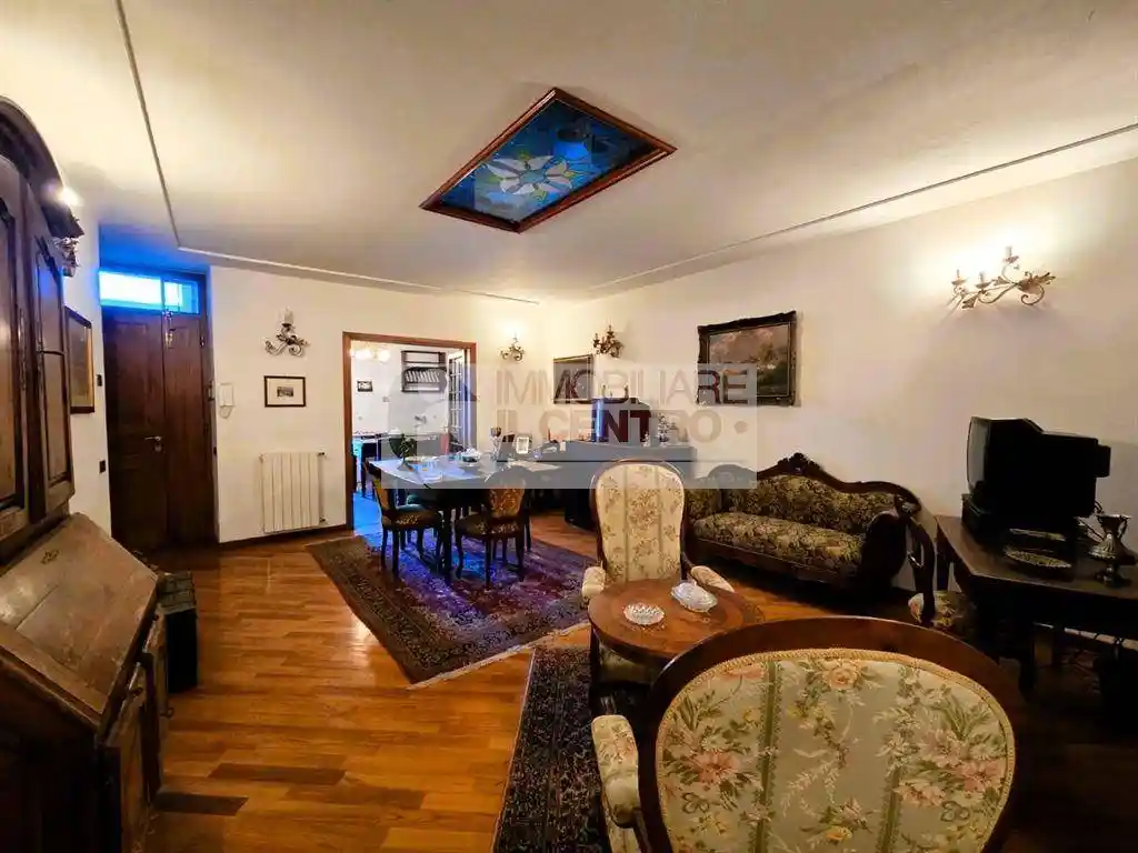 Appartamento in vendita a Sarzana