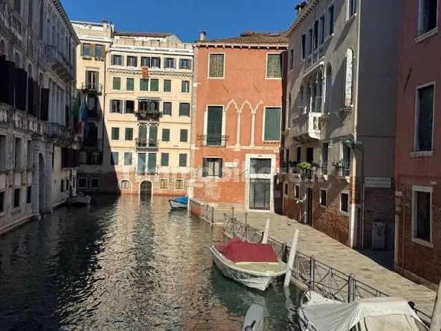 Appartamento in vendita a Venezia