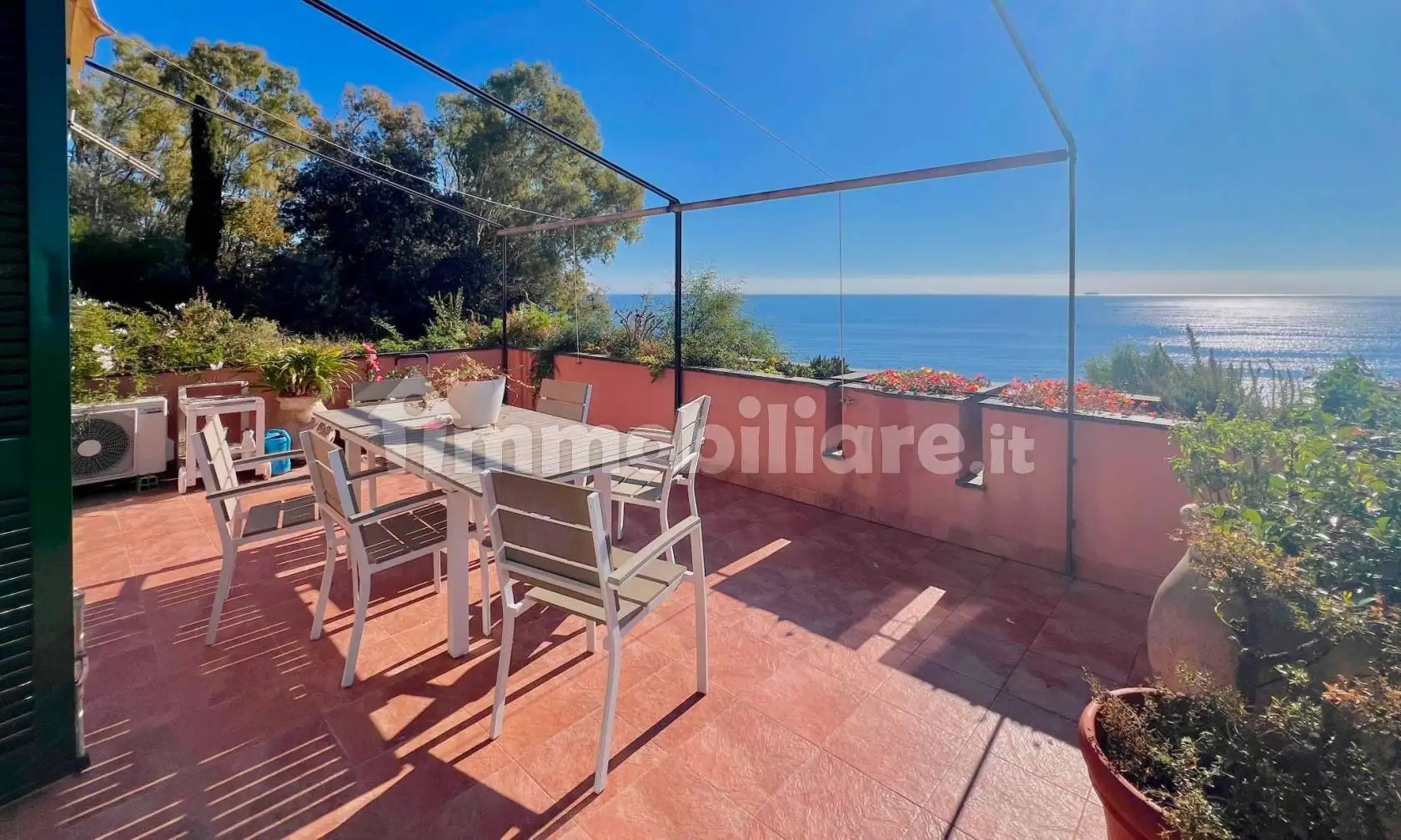 Appartamento in vendita a Varazze