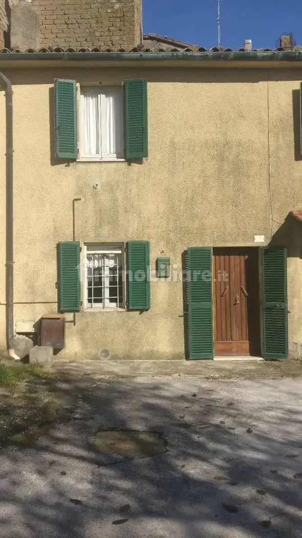 Casa indipendente in vendita a Sorano