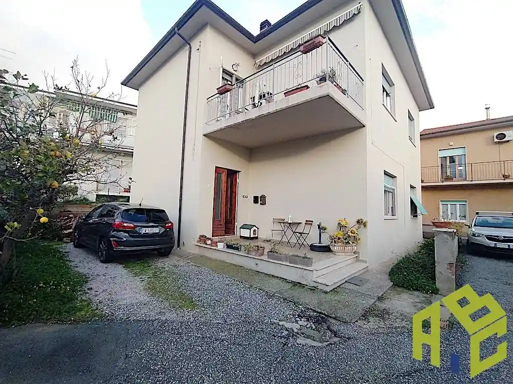 Appartamento in vendita a Rosignano Marittimo