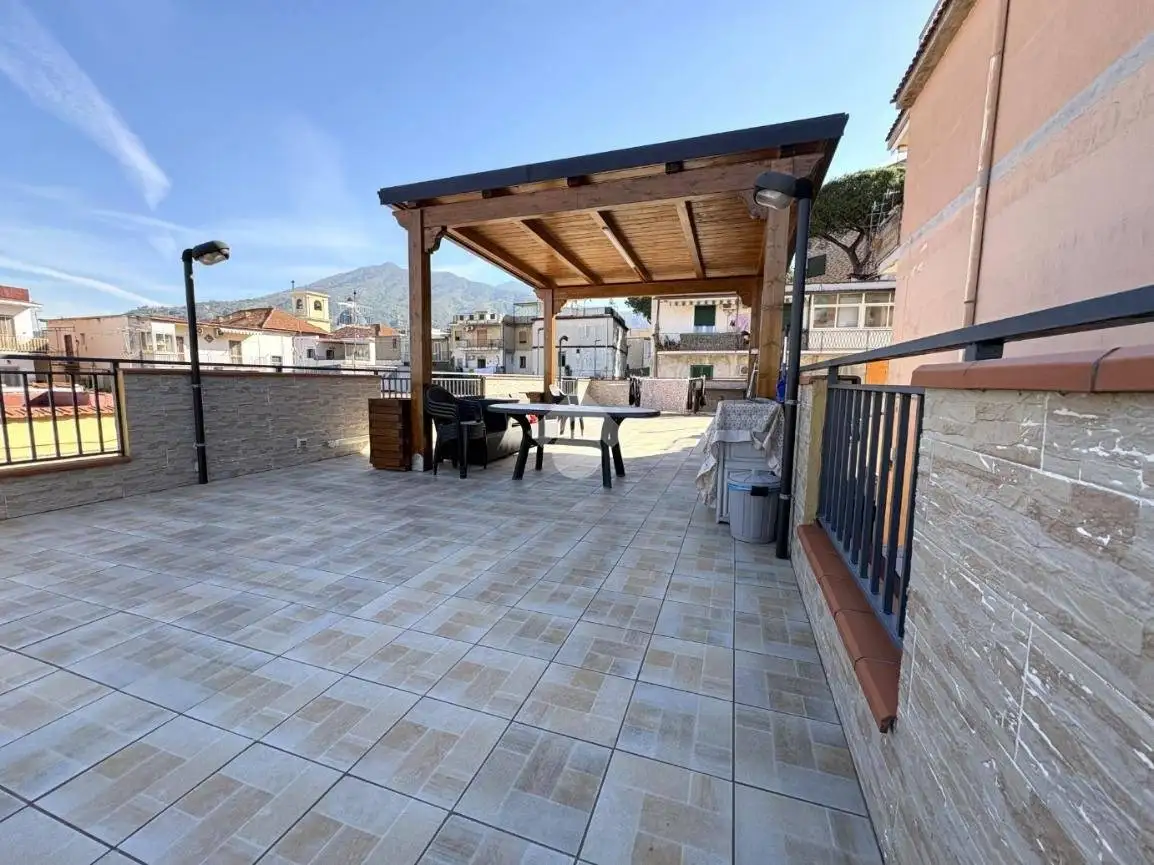 Appartamento in vendita a Massa di Somma