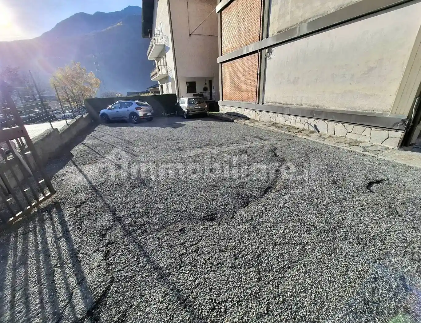 Trilocale via Martiri della Libertà 7, Centro, Chatillon - foto 4