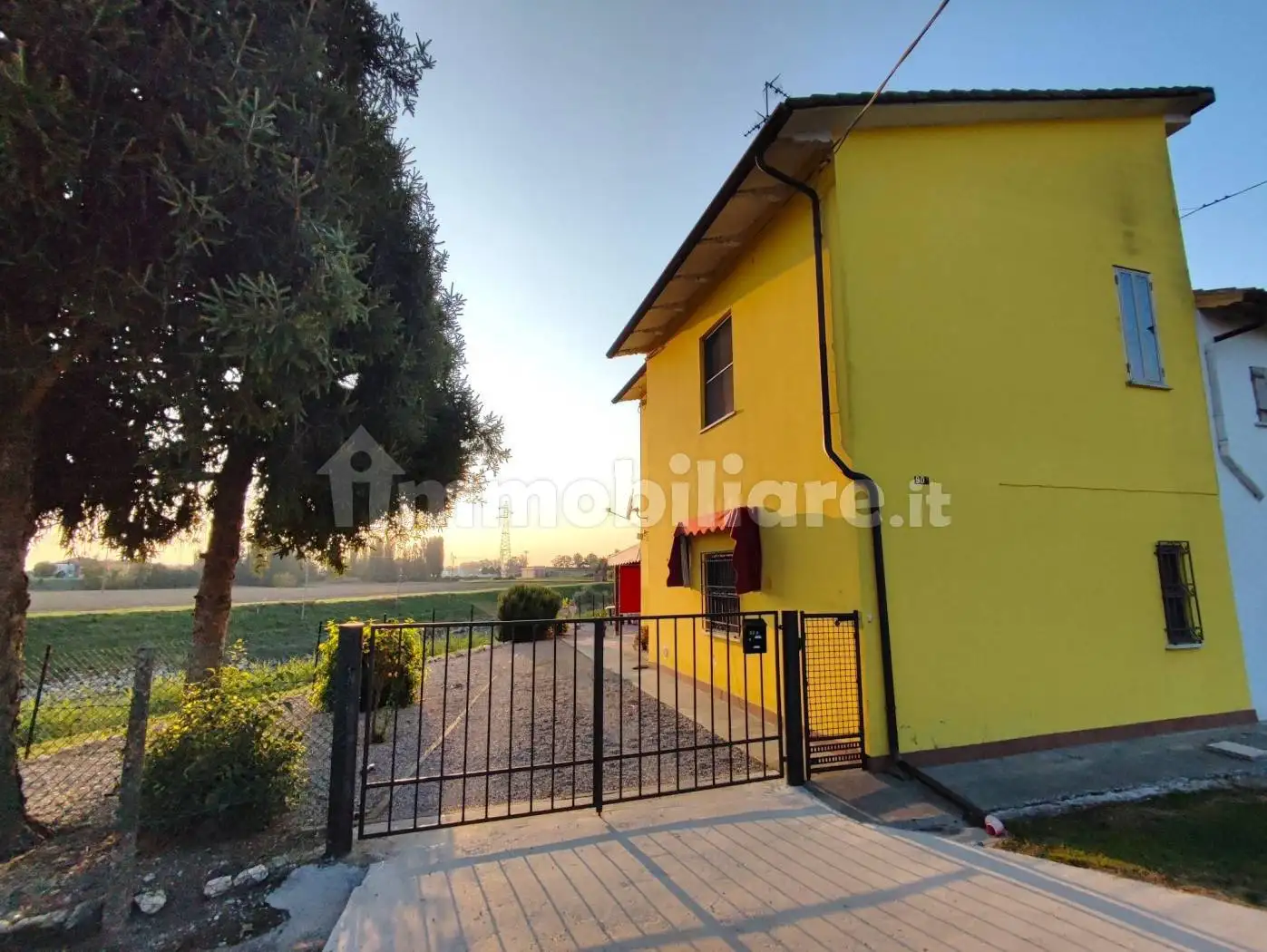 Villa in vendita a Bondeno