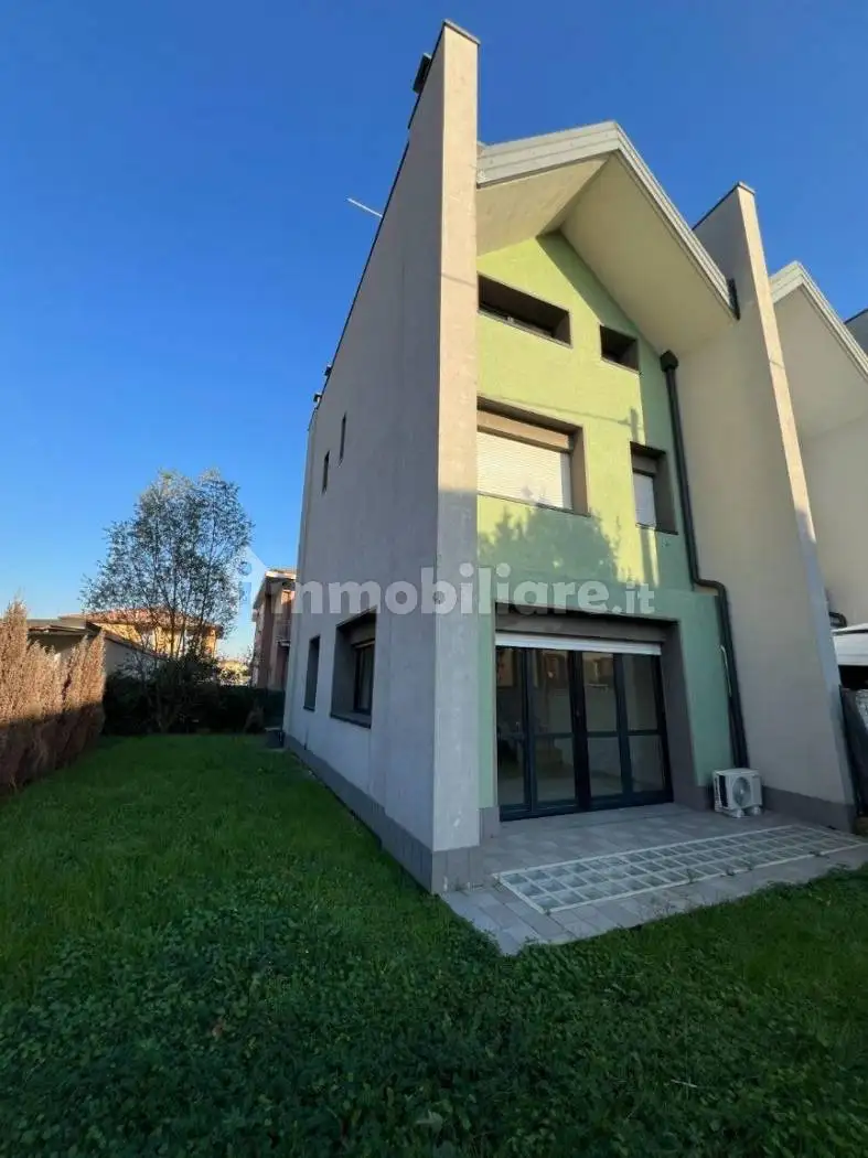 Villetta a schiera in vendita a Ciserano