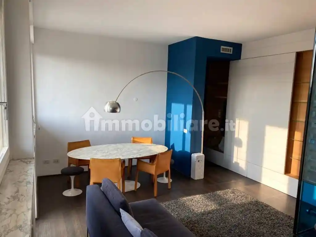 Appartamento via Broletto 37, Duomo, Milano - foto 2