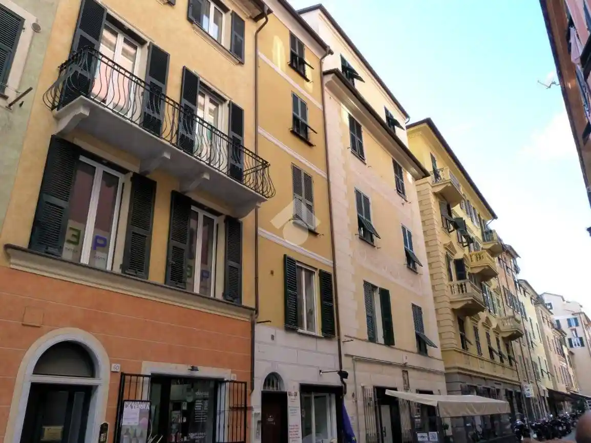 Trilocale via entella 56, Centro Storico, Chiavari - foto 3