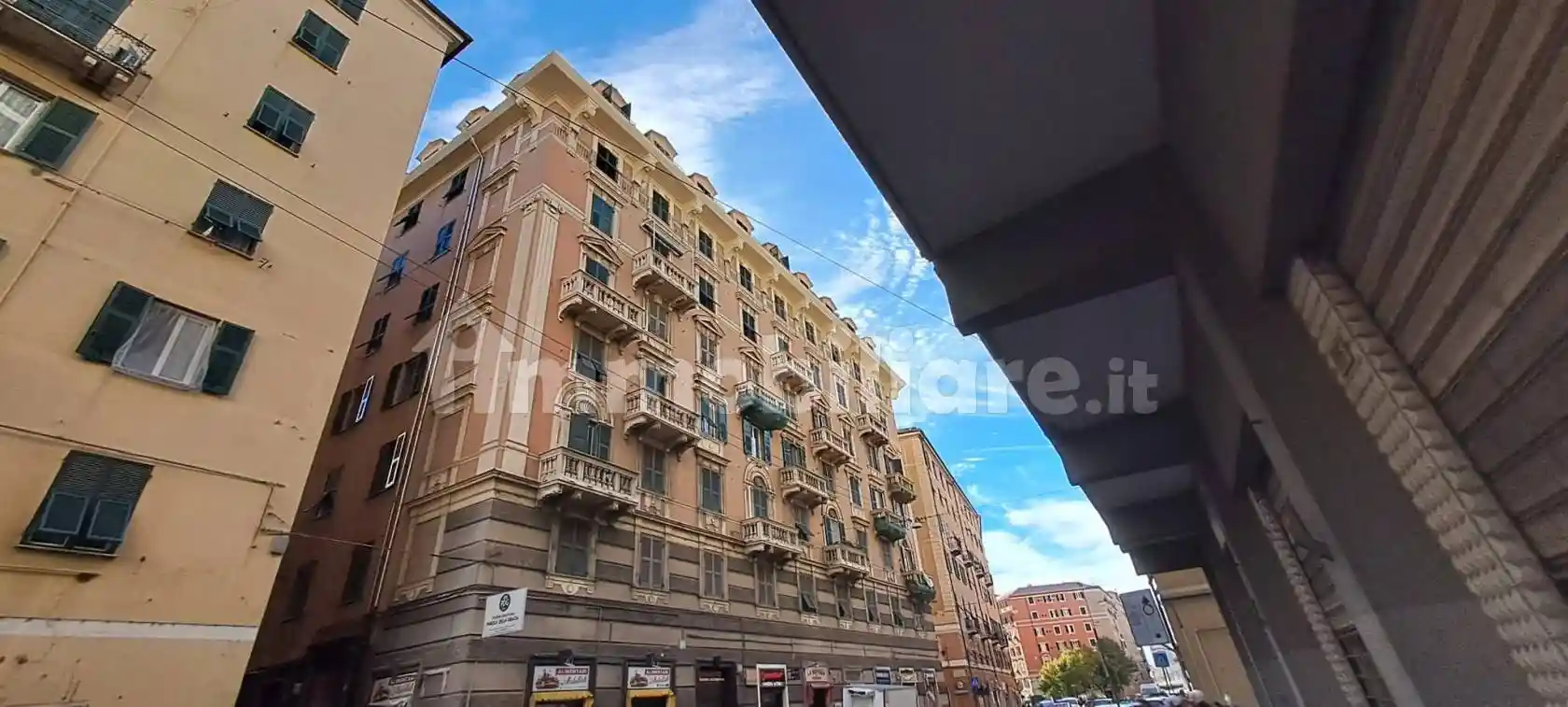 Appartamento in vendita a Genova