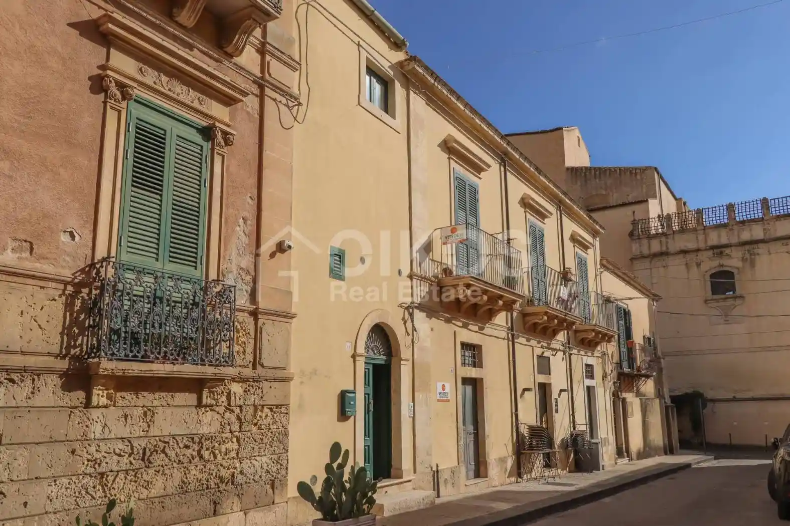 Palazzo - Edificio in vendita a Noto