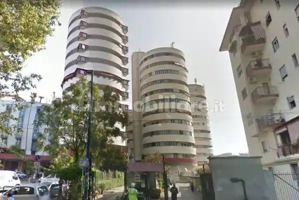 Quadrilocale via Nicola Nicolini 68, Ponti Rossi, Napoli - foto 4