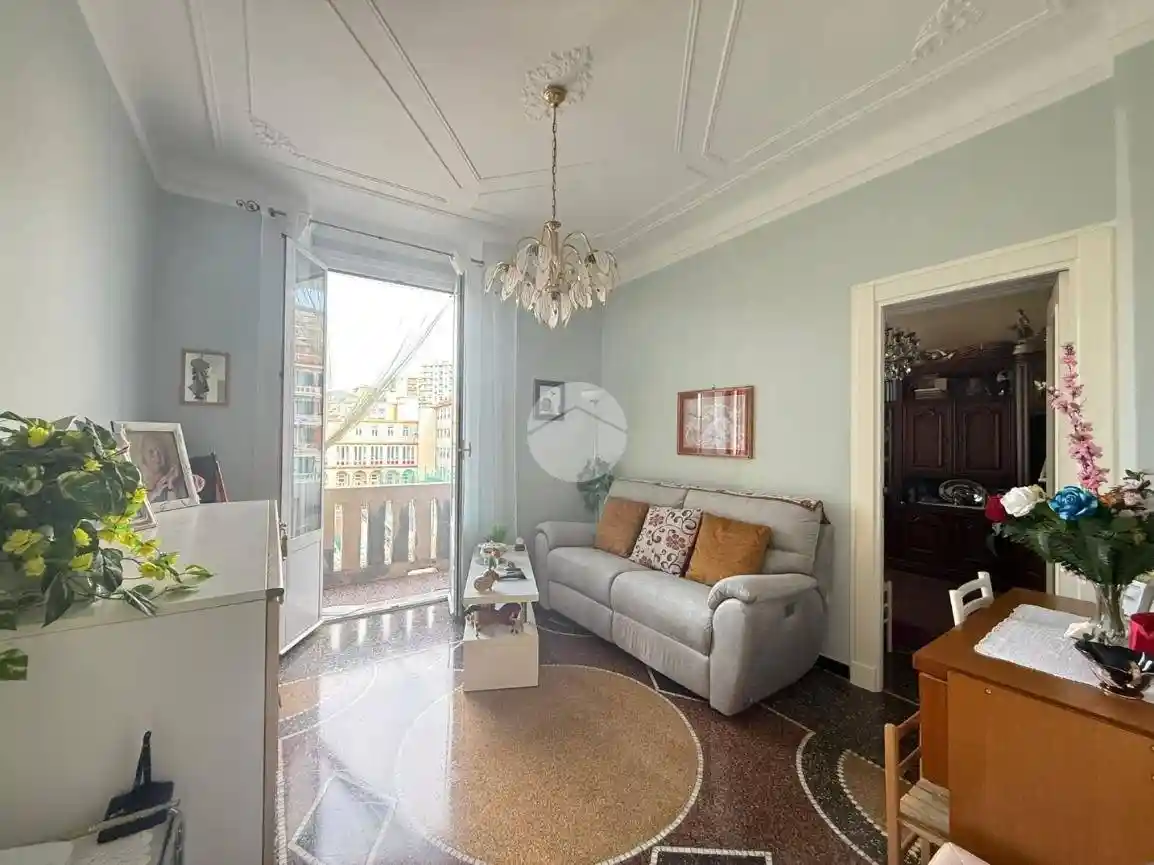 Appartamento in vendita a Genova