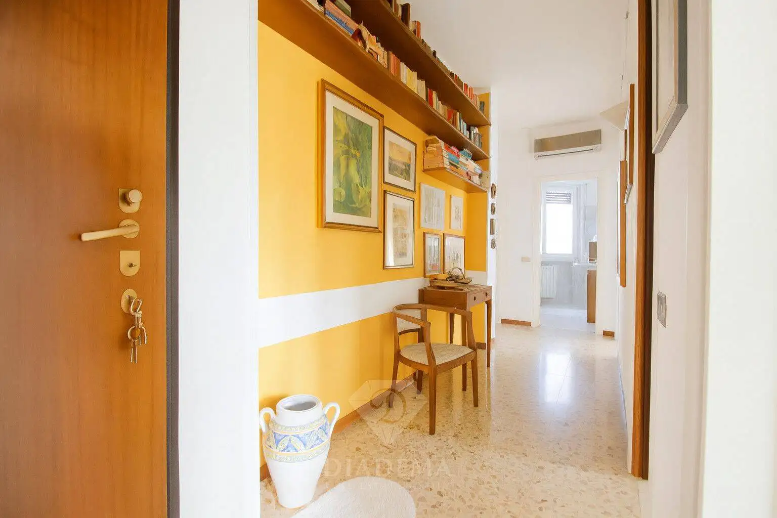 Trilocale via Monte Rosa 3, Albizzate - foto 2