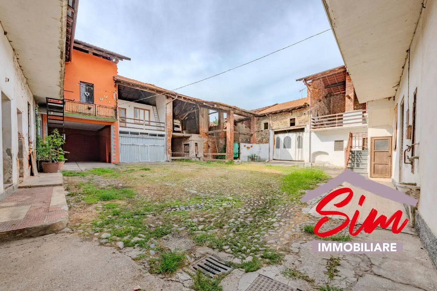 Villa in vendita a Cavaglio d'Agogna